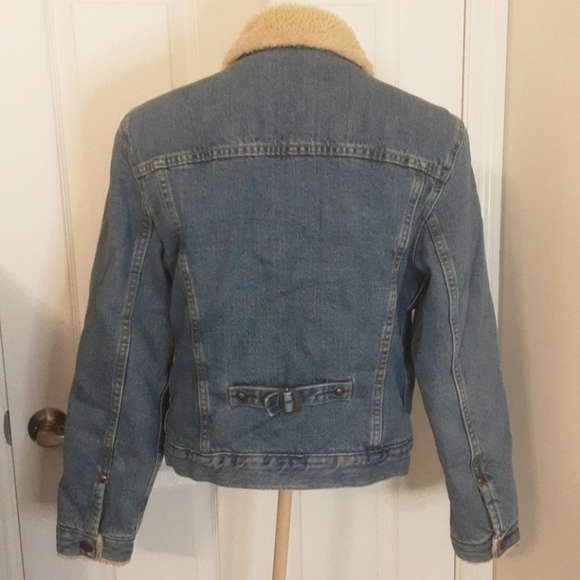 Vintage Levi's Sherpa Trucker Style Denim Jacket Comfy Warm Classic Size L JR - Picture 10 of 15